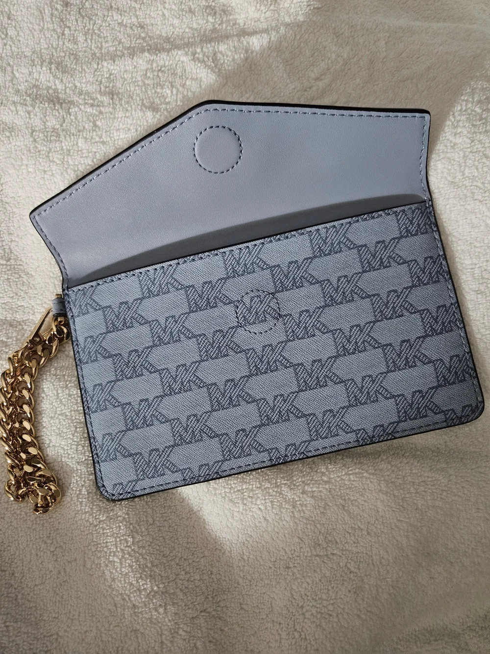 💕💖Michael Kors Light Blue Logo Envelope Wristlet - Preowned💞💔